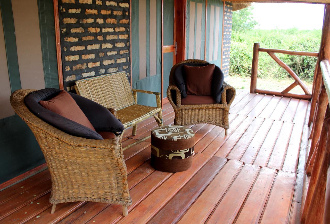 Irungu Forest Safari Lodge Katunguru 外观 照片