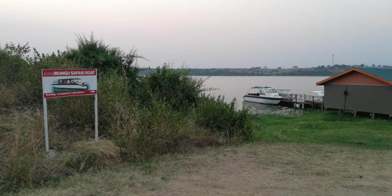 Irungu Forest Safari Lodge Katunguru 外观 照片
